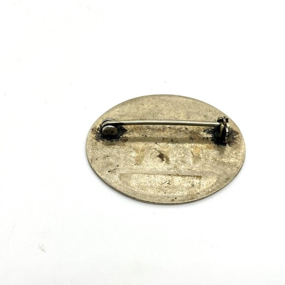 VINTAGE 1942 OHIO CHAUFFEUR Badge Brooch Metal License Pin  Oval 1940s Gag Gift - Picture 5 of 9